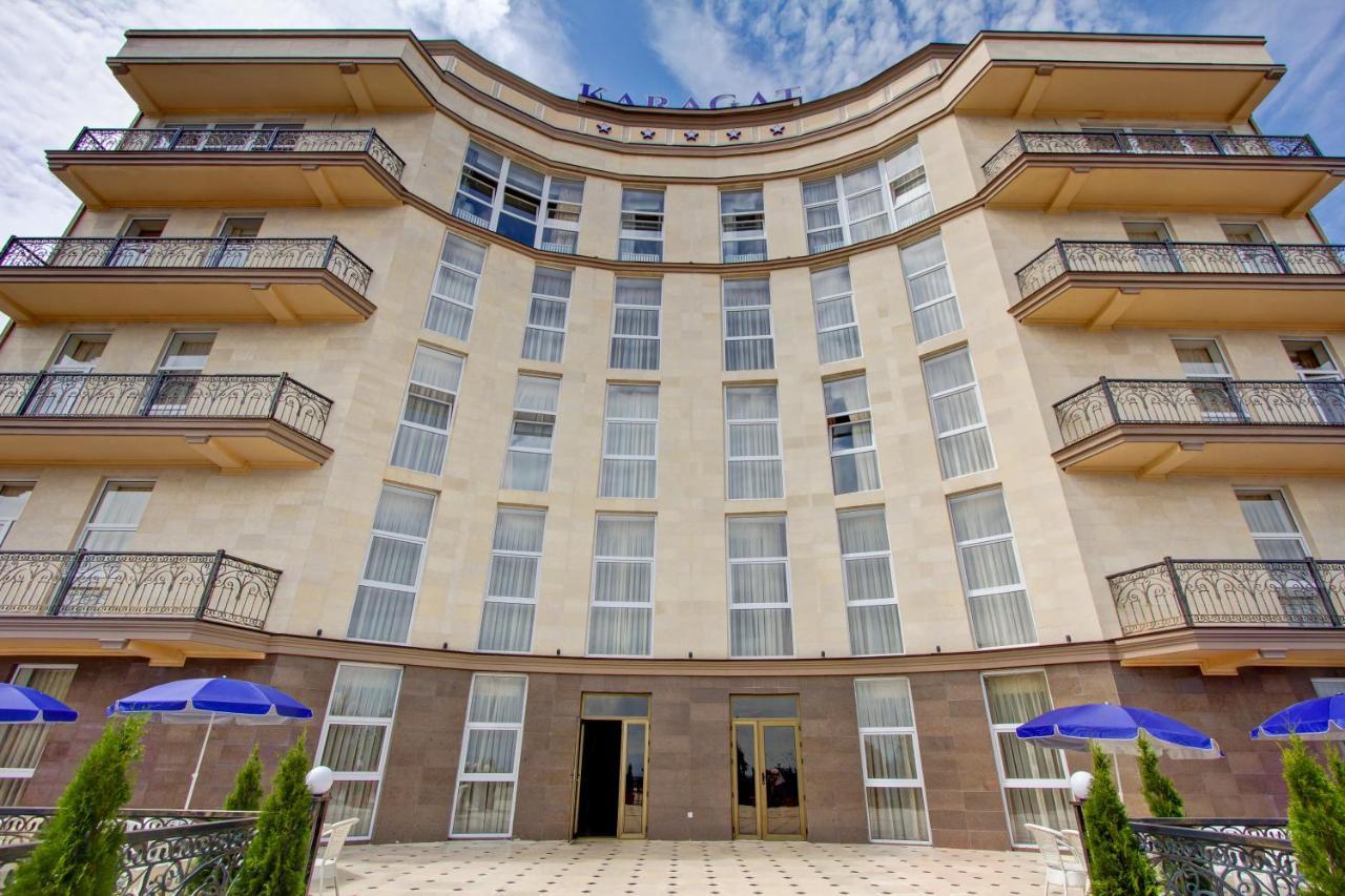 Karagat Hotel Karakol Exterior photo