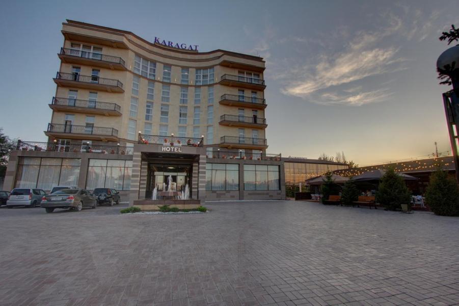 Karagat Hotel Karakol Exterior photo
